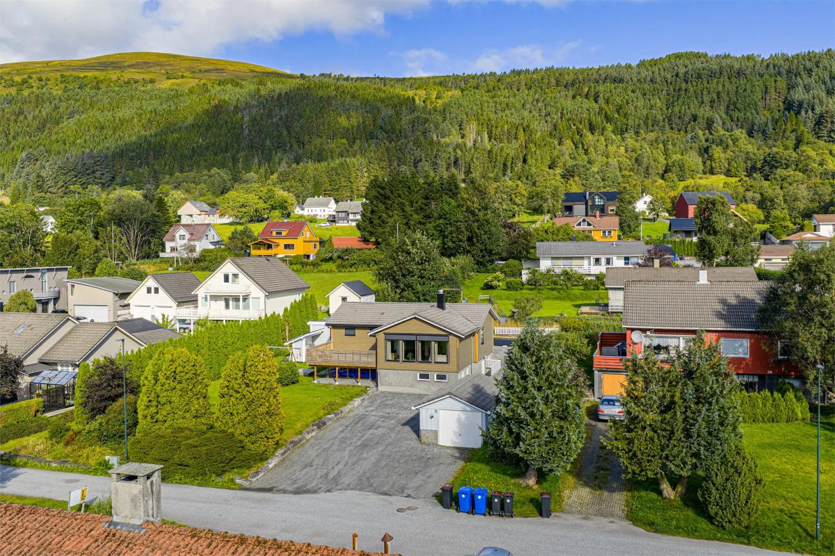 Fredsæla 18, HAREID